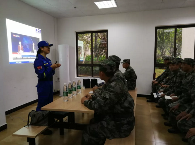 QQ截图20181116083716.png QQ截图20181116083716.png